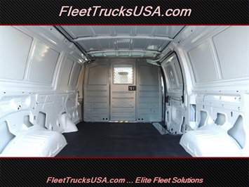 2006 Ford E-Series Cargo E-350 SD Diesel, Extended cargo van, Diesel   - Photo 2 - Las Vegas, NV 89103