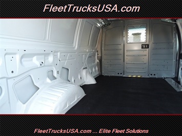 2006 Ford E-Series Cargo E-350 SD Diesel, Extended cargo van, Diesel   - Photo 46 - Las Vegas, NV 89103