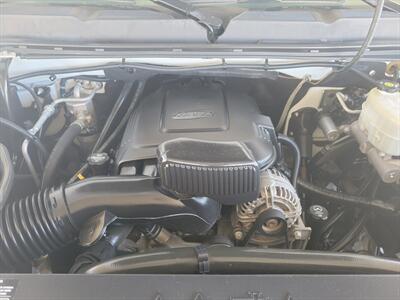 2014 Chevrolet Silverado 2500 Work  Utility Service Body - Photo 36 - Las Vegas, NV 89103