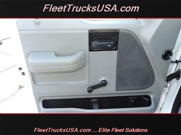 2005 Ford F-150 XL, Work Truck, F150, 8 Foot Long Bed, Long Bed   - Photo 18 - Las Vegas, NV 89103