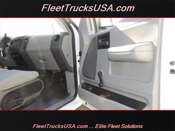 2005 Ford F-150 XL, Work Truck, F150, 8 Foot Long Bed, Long Bed   - Photo 31 - Las Vegas, NV 89103