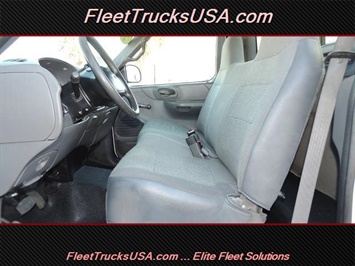 2001 Ford F-150 XL, Work Truck, F150, 8 Foot Long Bed, Long Bed   - Photo 2 - Las Vegas, NV 89103