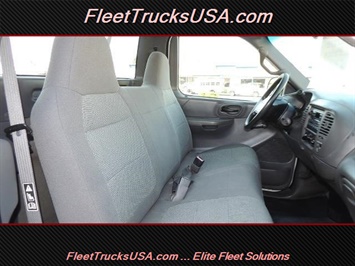 2001 Ford F-150 XL, Work Truck, F150, 8 Foot Long Bed, Long Bed   - Photo 44 - Las Vegas, NV 89103