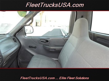 2001 Ford F-150 XL, Work Truck, F150, 8 Foot Long Bed, Long Bed   - Photo 39 - Las Vegas, NV 89103