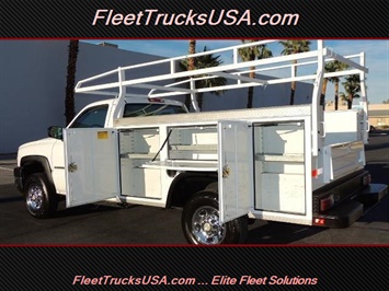 2007 Chevrolet Silverado 2500 Utility Service Bed Truck   - Photo 2 - Las Vegas, NV 89103