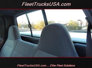 2001 Ford F-150 XL, Work Truck, Long Bed, 8 Foot Bed, Fleet Side   - Photo 22 - Las Vegas, NV 89103