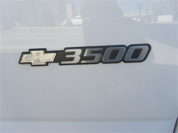 2006 Chevrolet Express 3500 Cargo   - Photo 16 - Las Vegas, NV 89103