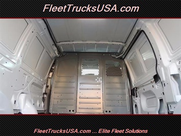 2005 Ford E-Series Cargo E-350 SD Diesel, Extended cargo van, Diesel   - Photo 2 - Las Vegas, NV 89103