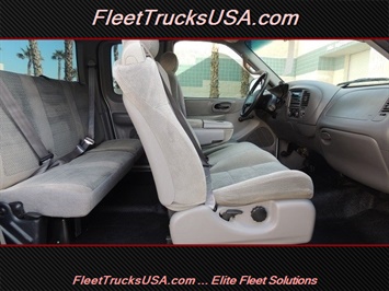 2001 Ford F-150 XL, Work Truck, F150, 8 Foot Long Bed, Long Bed   - Photo 3 - Las Vegas, NV 89103