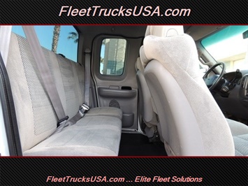 2001 Ford F-150 XL, Work Truck, F150, 8 Foot Long Bed, Long Bed   - Photo 33 - Las Vegas, NV 89103
