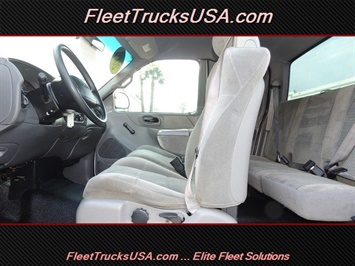 2001 Ford F-150 XL, Work Truck, F150, 8 Foot Long Bed, Long Bed   - Photo 2 - Las Vegas, NV 89103