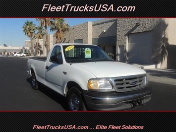 2000 Ford F-150 F150, XL Fleet Work Truck, 8 Foot, Long Bed   - Photo 1 - Las Vegas, NV 89103