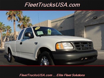 2000 Ford F-150 XL, Work Truck, F150, 8 Foot Long Bed, Long Bed   - Photo 1 - Las Vegas, NV 89103