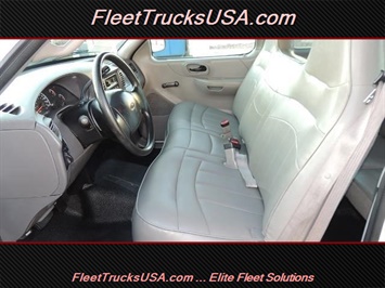 2000 Ford F-150 XL, Work Truck, F150, 8 Foot Long Bed, Long Bed   - Photo 3 - Las Vegas, NV 89103