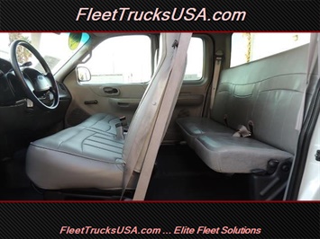 2000 Ford F-150 XL, Work Truck, F150, 8 Foot Long Bed, Long Bed   - Photo 2 - Las Vegas, NV 89103