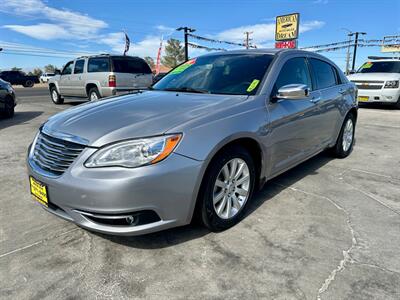 2014 Chrysler 200 Series Limited Sedan
