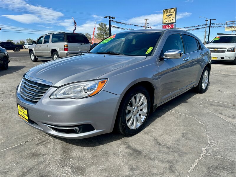 2014 Chrysler 200 Limited