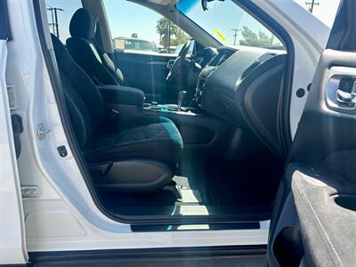 2016 Nissan Pathfinder S   - Photo 14 - Ridgecrest, CA 93555