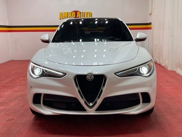 2018 Alfa Romeo Stelvio photo