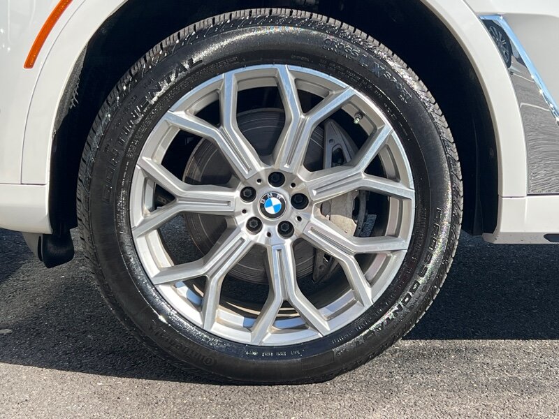 2019 BMW X7 xDrive50i photo