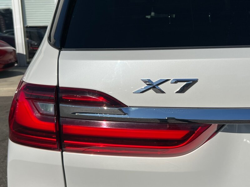 2019 BMW X7 xDrive50i photo