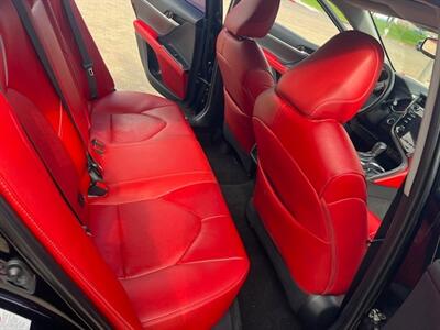 2018 Toyota Camry XSE   - Photo 10 - Santa Ana, CA 92707