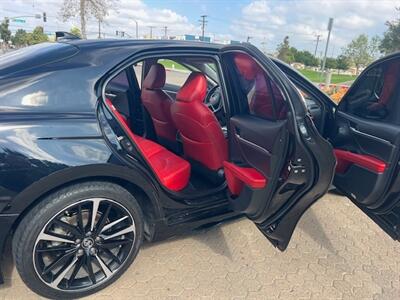 2018 Toyota Camry XSE   - Photo 8 - Santa Ana, CA 92707