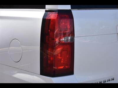 2017 Chevrolet Suburban Premier   - Photo 54 - Mesa, AZ 85201