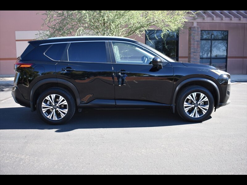 2023 Nissan Rogue SV   - Photo 1 - Mesa, AZ 85201