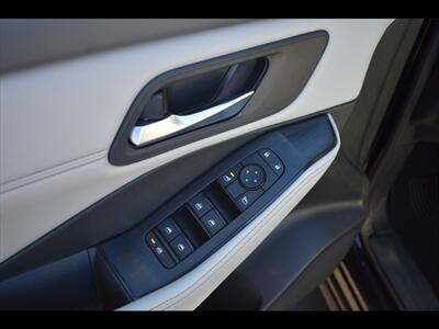 2023 Nissan Rogue SV   - Photo 18 - Mesa, AZ 85201