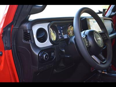 2024 Jeep Wrangler Willys   - Photo 21 - Mesa, AZ 85201