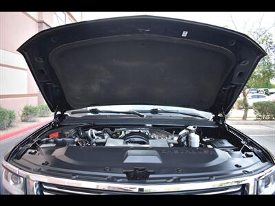 2016 Chevrolet Suburban LTZ   - Photo 38 - Mesa, AZ 85201