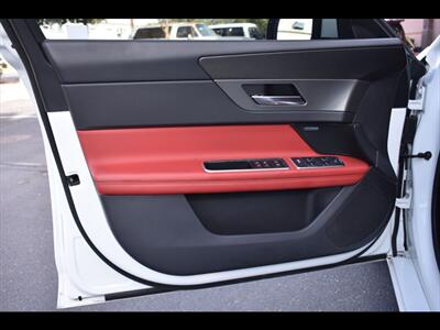 2017 Jaguar XF S   - Photo 18 - Mesa, AZ 85201