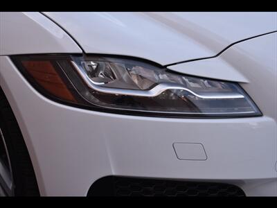 2017 Jaguar XF S   - Photo 43 - Mesa, AZ 85201