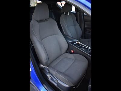 2018 Toyota C-HR XLE - Photo 32 - Mesa, AZ 85201