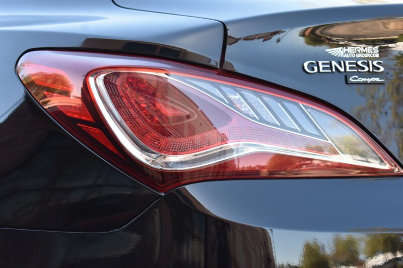 2015 Hyundai Genesis Coupe 3.8 R-Spec photo