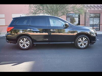 2019 Nissan Pathfinder SV SUV