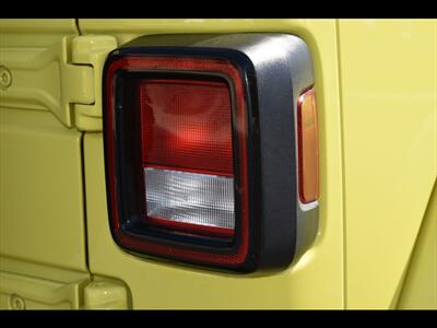 2023 Jeep Wrangler Sahara   - Photo 53 - Mesa, AZ 85201