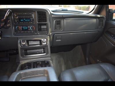 2005 GMC Sierra 3500 SLT 4dr Crew Cab SLT   - Photo 26 - Mesa, AZ 85201