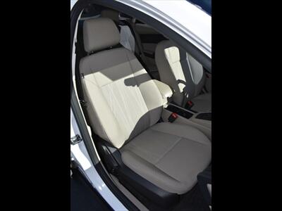 2018 Ford Focus SE   - Photo 31 - Mesa, AZ 85201