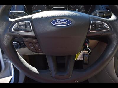 2018 Ford Focus SE   - Photo 13 - Mesa, AZ 85201