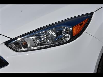 2018 Ford Focus SE   - Photo 42 - Mesa, AZ 85201