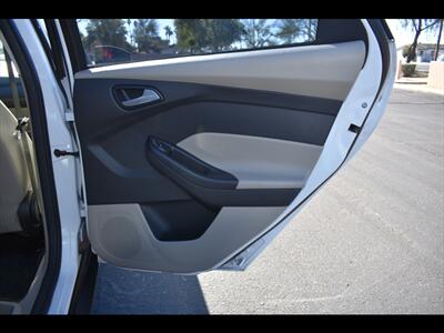 2018 Ford Focus SE   - Photo 26 - Mesa, AZ 85201
