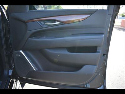 2017 Cadillac Escalade Luxury   - Photo 36 - Mesa, AZ 85201