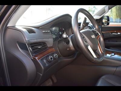 2017 Cadillac Escalade Luxury   - Photo 14 - Mesa, AZ 85201