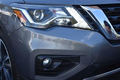 2020 Nissan Pathfinder Platinum   - Photo 34 - Mesa, AZ 85201
