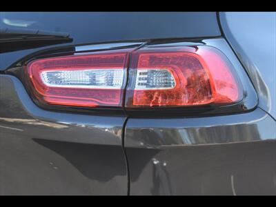 2018 Jeep Cherokee Latitude Plus   - Photo 50 - Mesa, AZ 85201