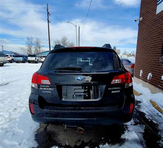 2013 Subaru Outback 2.5i Premium   - Photo 8 - Helena, MT 59601
