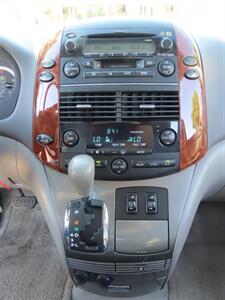 2004 Toyota Sienna XLE 7 Passenger   - Photo 17 - Palm Desert, CA 92211