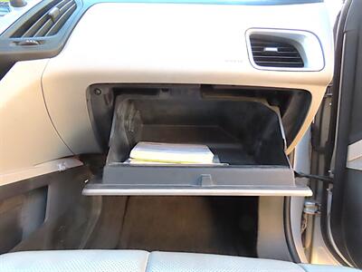 2011 Chevrolet Equinox LTZ   - Photo 19 - Palm Desert, CA 92211